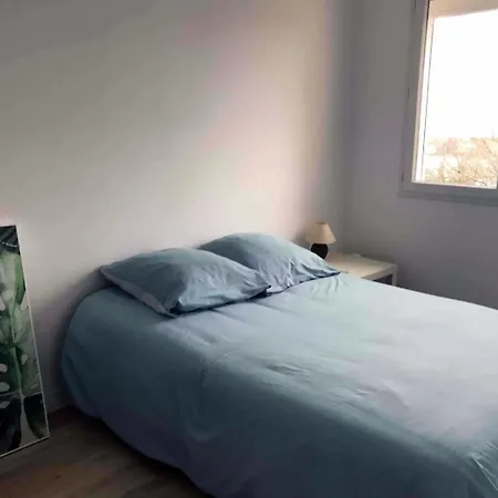 Superbe Proche Bordeaux Pied Du Tram Apartment Lormont