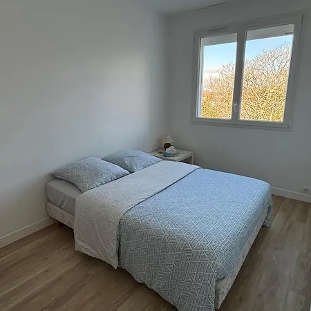 Superbe Proche Bordeaux Pied Du Tram Apartment Lormont